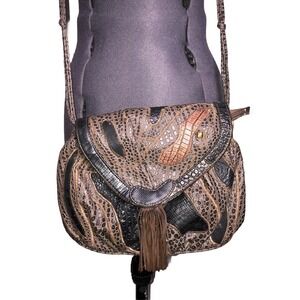 Vtg 80s Alentino Nas Crossbody Bag Boho Faux Reptile Tassel Statement FRGR SMELL